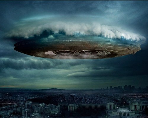 В США облака в форме НЛО приняли за начало конца света