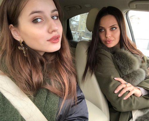 «Русская Анджелина Джоли» впервые показала свою сестру