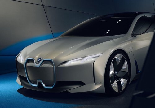 Серийную версию электроконцепта BMW iVision Dynamics назовут i4