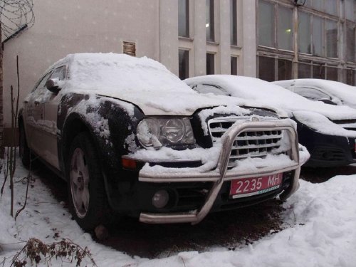 В Белоруссии продают спецавто Chrysler 300C из кортежа президента