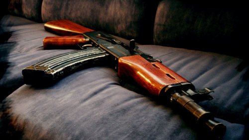 3-летняя американка случайно расстреляла бабушку из АК-47