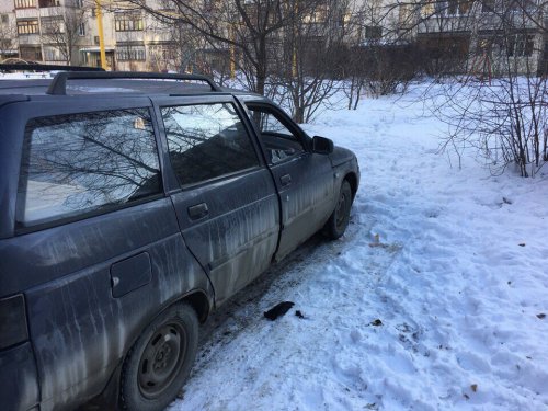 В Екатеринбурге воры выбивают стёкла автомобилей ради погони за добычей