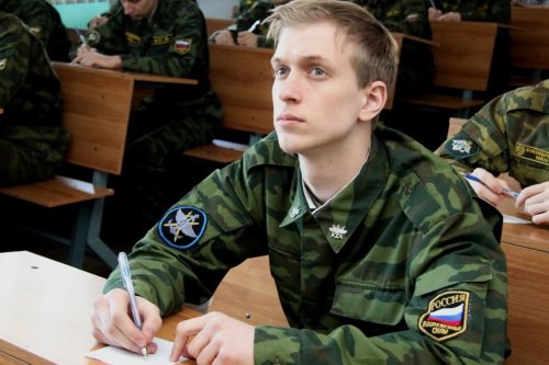 Законопроект об упразднении военных кафедр внесли в Госдуму