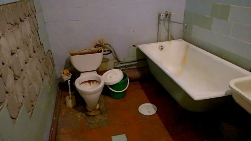 «Вонь, грязь и мусор»: детская больница в Перми погрязла в антисанитарии