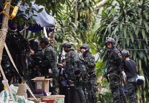 Спасательная операция в Таиланде: на поверхность вывели шестерых подростков