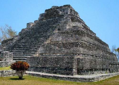 Землетрясение в Мексике помогло отыскать неизвестный храм ацтеков