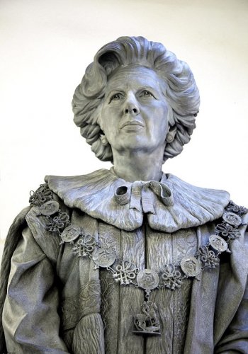 Огромная статуя Маргарет Тэтчер появится в родном городе бывшего премьер-министра