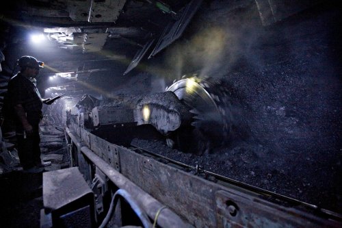 Выброс газа на шахте привел к гибели 4 человек