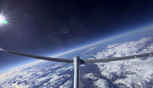 Новый рекорд высоты взлета установил стратосферный планер