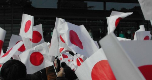 Большинство японцев поддерживает свое правительство в вопросе заключения мира с Россией