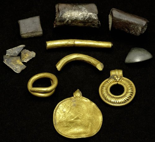 В Дании найден золотой клад возрастом около полутора тысяч лет