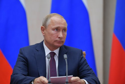 Путин ввёл санкции в отношении Украины