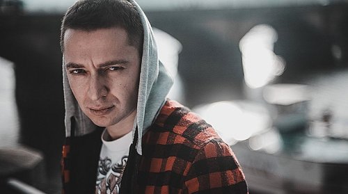 Роскомнадзор заблокировал неофициальный клип на песню Оксимирона "Последний звонок"