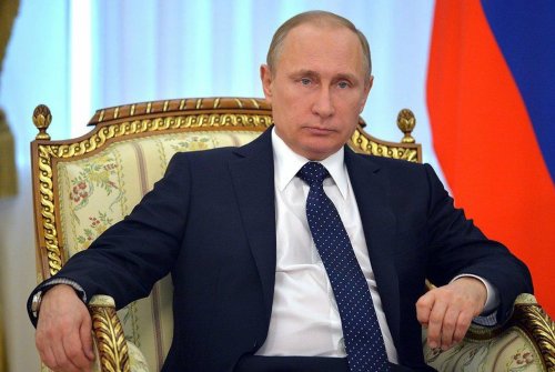 Путин подписал закон, запрещающий распространение рекламы по написанию дипломных и диссертаций