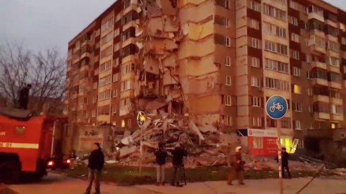 Жители Ижевска почтили память погибших при взрыве в многоэтажке