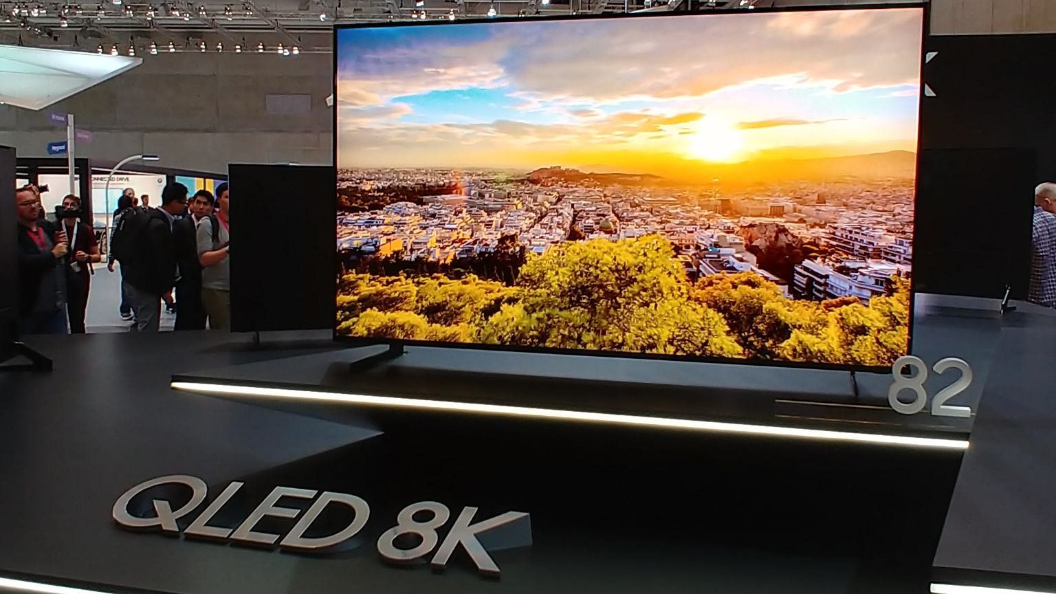 Samsung 8k купить. Телевизор Samsung QLED 8k. Samsung OLED 8k. Телевизор самсунг кьюлед 8к. Самсунг 82 QLED 8k.