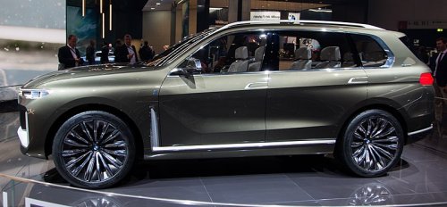 Две модели BMW подорожали на этапе предварительных заказов в России