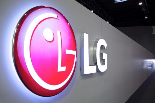 LG запатентовала разработку растягивающегося смартфона