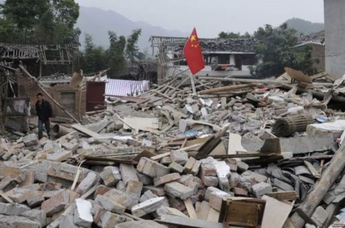 На юго-западе Китая произошло землетрясение.