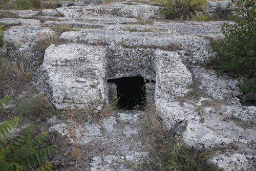 В Подмосковье археологи обнаружили некрополь