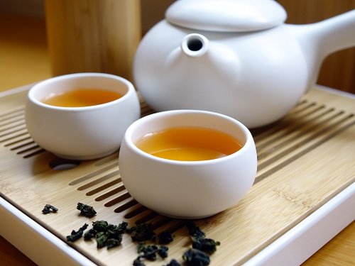Ученые Великобритании назвали самый мощный чай от бессонницы