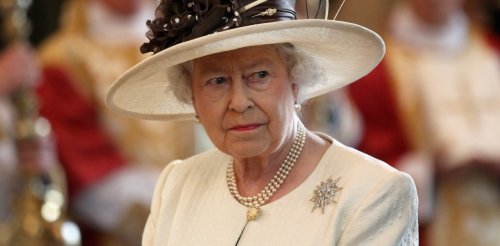 Королева Великобритании нарушила закон
