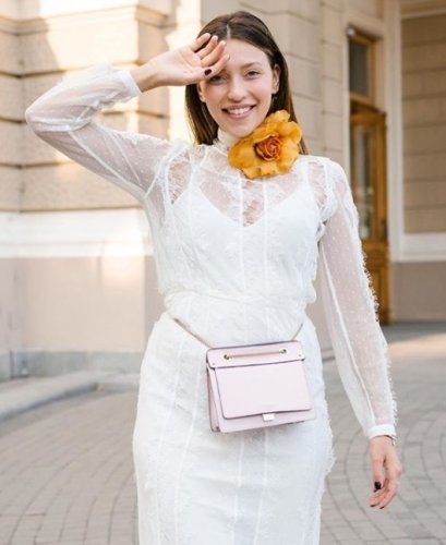 «Почему везде неухоженная?»: Регину Тодоренко без макияжа раскритиковали фанаты – сеть
