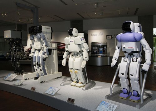 Роботы выразили свое отношение к людям