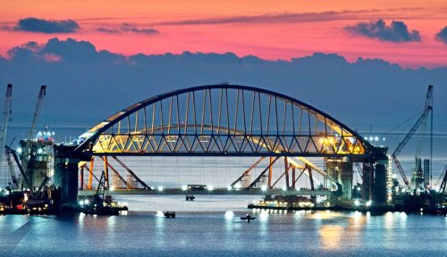 Крымский мост наносит вред Керченскому проливу