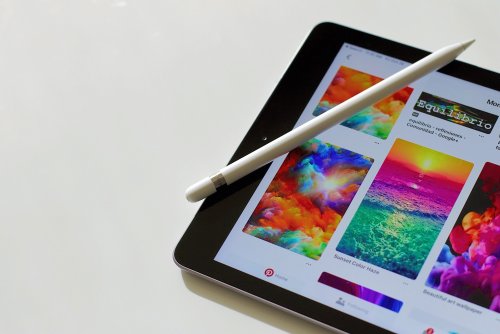 Apple Pencil царапает корпус iPad Pro 2018
