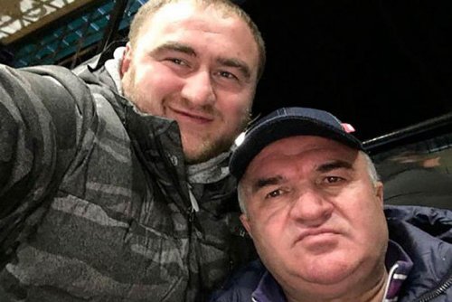 СКР объявил в розыск двоих подозреваемых по делу Арашуковых