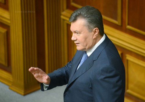 Виктор Янукович подаст в суд на Киев за Крым