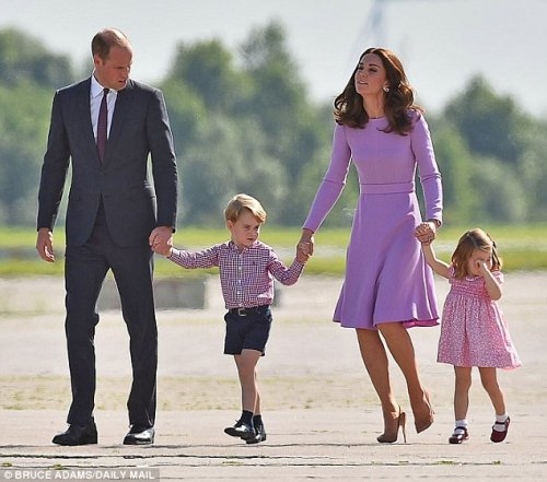 Дети Кейт Миддлтон и принца Уильяма посетили роскошный спа-салон