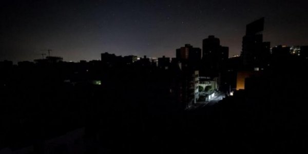 Венесуэла осталась без электричества