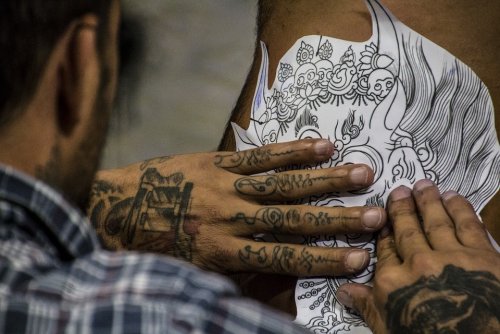 Археологи нашли  2700-летний полинезийский набор татуировки с иглами из человеческой кости