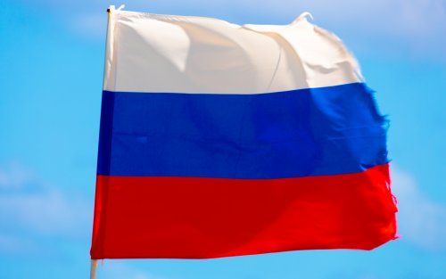 Сегодня в Крыму представили cамый большой российский флаг за всю историю