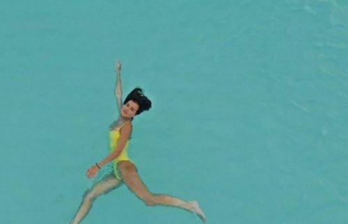 Елена Темникова: Ценой «водной» фотосессии на Мальдивах стал утопленный дрон