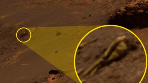 Марс продолжает удивлять: NASA обнаружило на Красной планете человекоподобную «мумию»