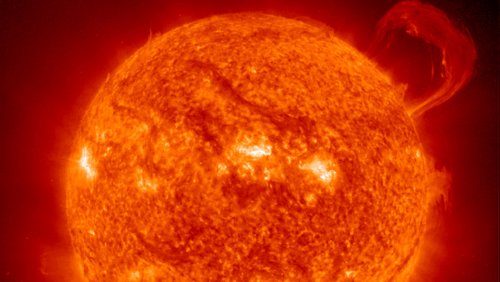 Одного раза мало?: Зонд «Паркер» повторно пошёл на экстремальное сближение с Солнцем – NASA рискует