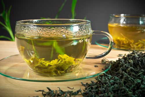 Ученые: Зеленый чай сохранит остроту зрения на долгие годы