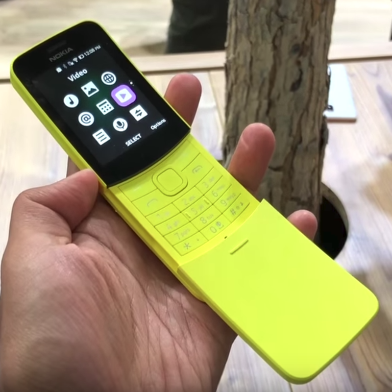 Опции смартфонов. Nokia 8110 4g. Нокиа банан 8110. Nokia кнопочный 8110. Nokia 8000 4g 8110 4g.