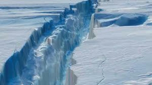 Антарктический ледник Бранта переживает раскол: Учёные считают, что изменения климата не при чём