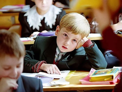 В России хотят изменить учебную норму для учеников