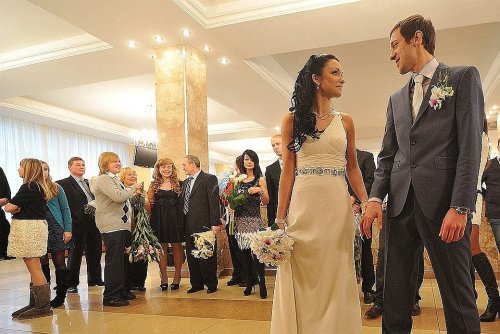 Статистика бракосочетаний в России падает