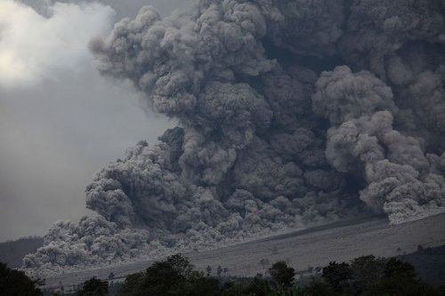 Вулканологи изучают смертельно опасные пирокластические потоки  вулканов