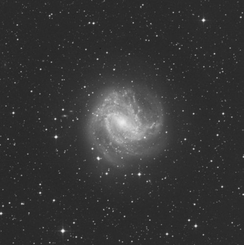 Messier 83 называют южным колесом Галактики