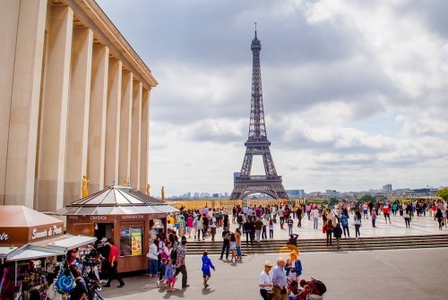 «438, 2 млн ночей» - столько провели туристы во Франции в 2018 году
