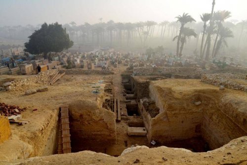 Археологи рассказали о древнем заведении быстрого питания и  находках в гробнице