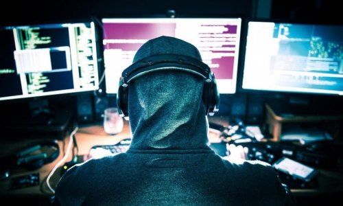 Хакерская группа публикует сотни записей сотрудников