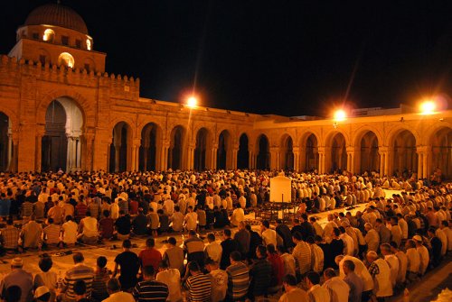 Понедельник объявлен первым днем Рамадана